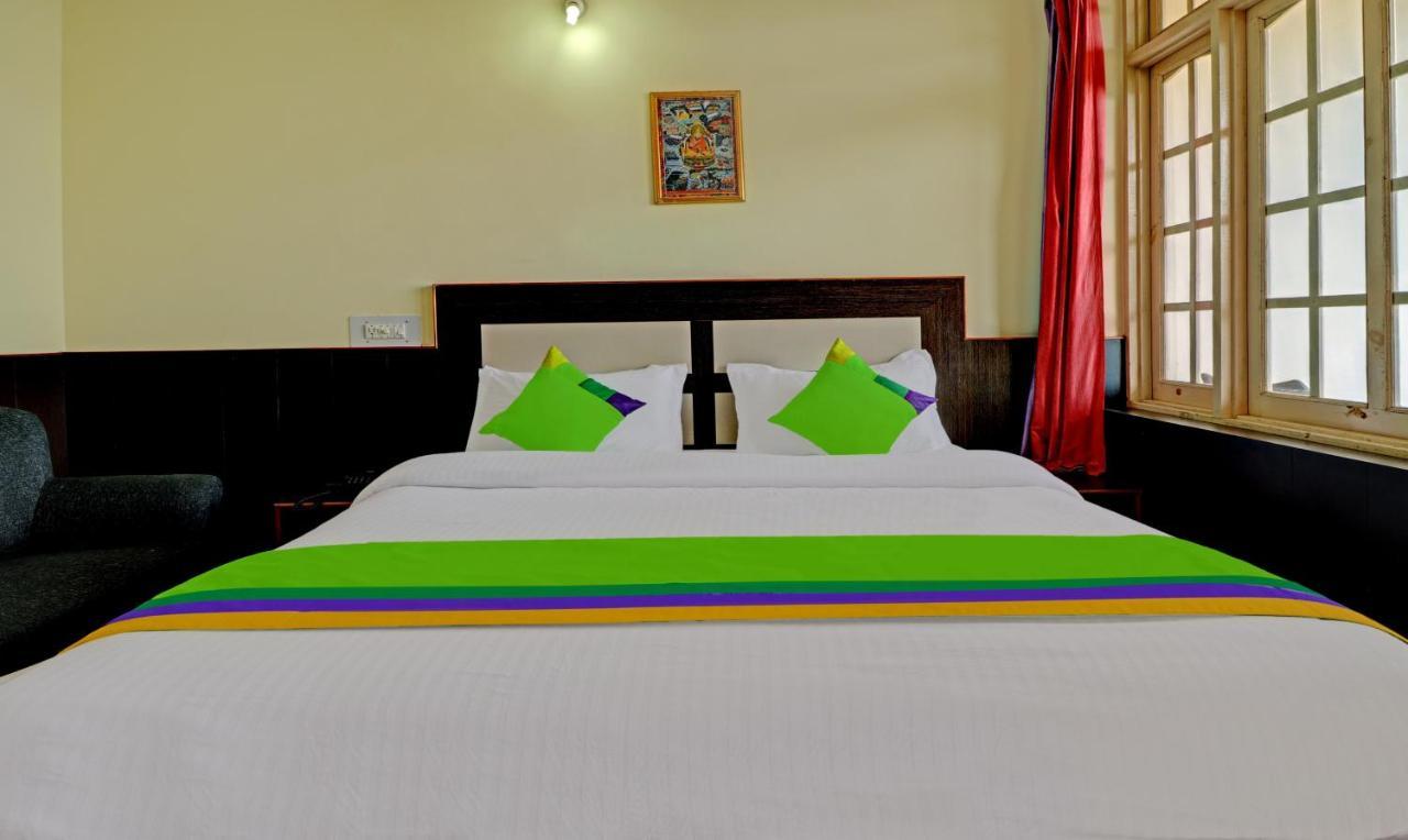 Sky Pie Hotel Dharamshala Extérieur photo