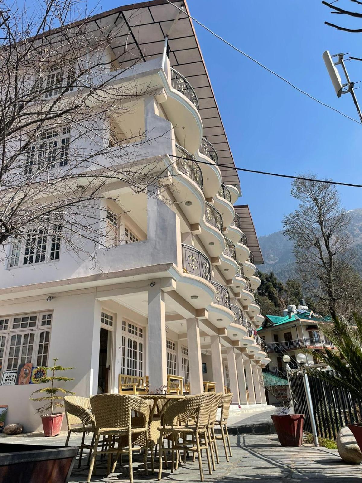 Sky Pie Hotel Dharamshala Extérieur photo