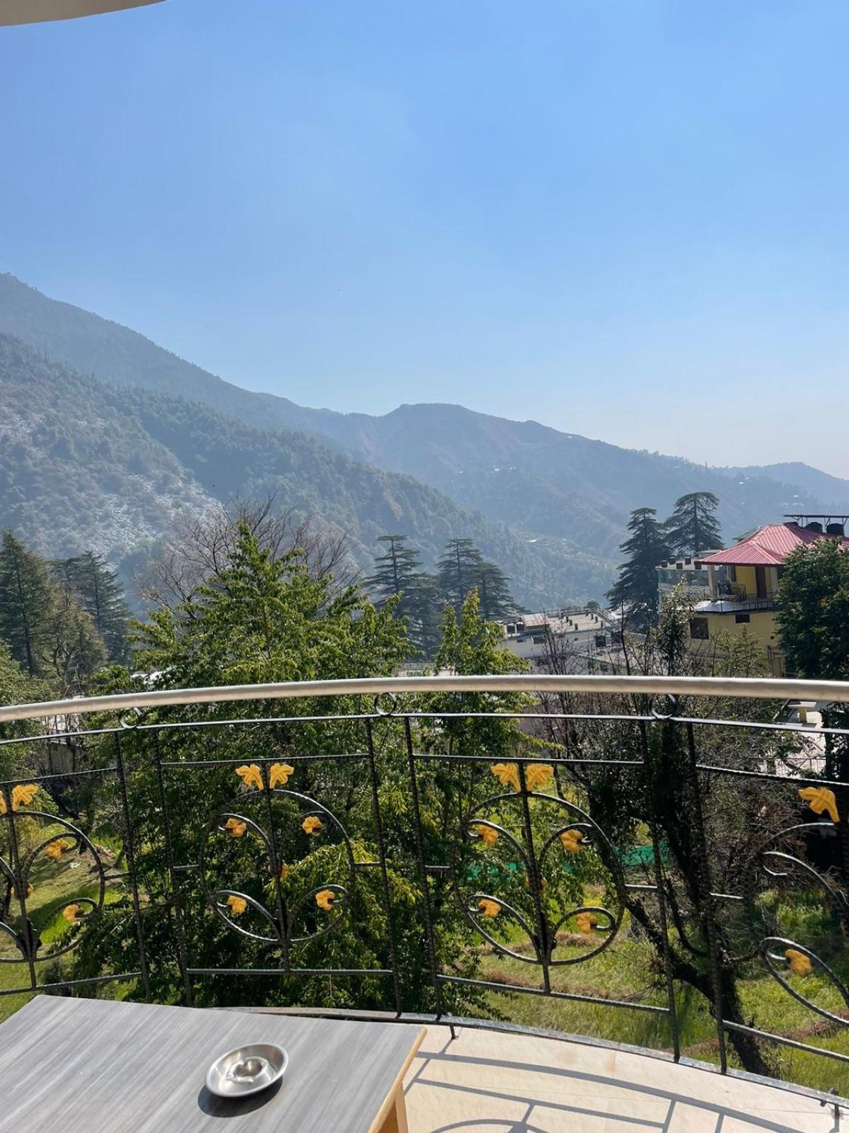 Sky Pie Hotel Dharamshala Extérieur photo